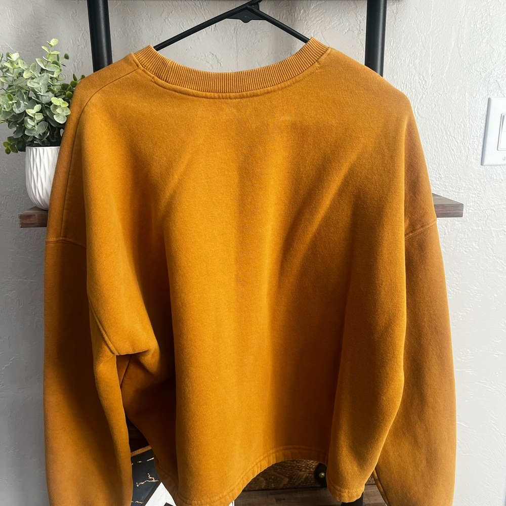 Vuori Golden Sweatshirt - Picture 4 of 4
